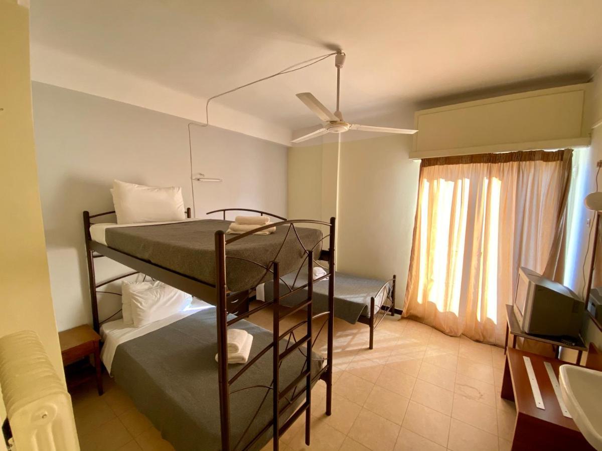 Hotel Artemision à Athènes Extérieur photo