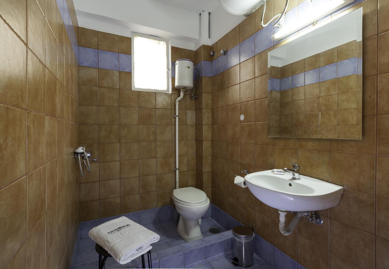 Hotel Artemision à Athènes Extérieur photo